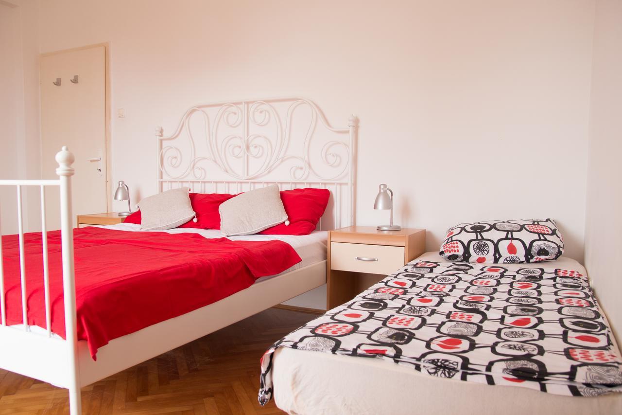 Duka Apartment *